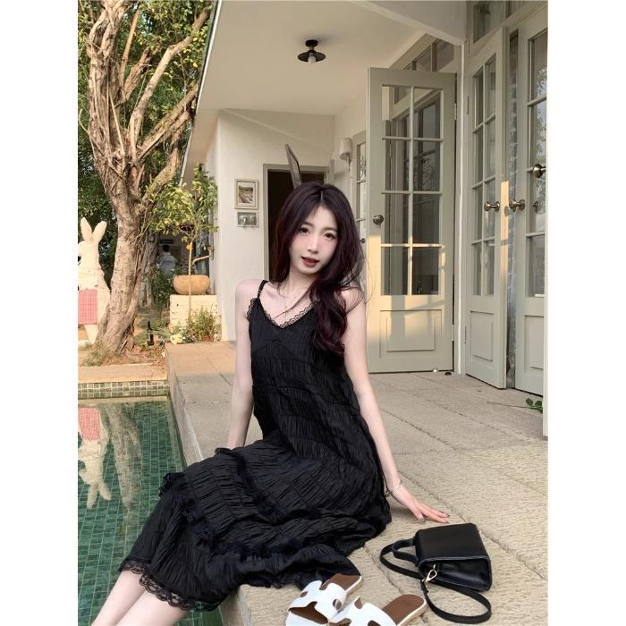 Sweet Age-reducing White French Suspender Dress Women's Spring Vacation Style Small Loose Cake Long Skirt