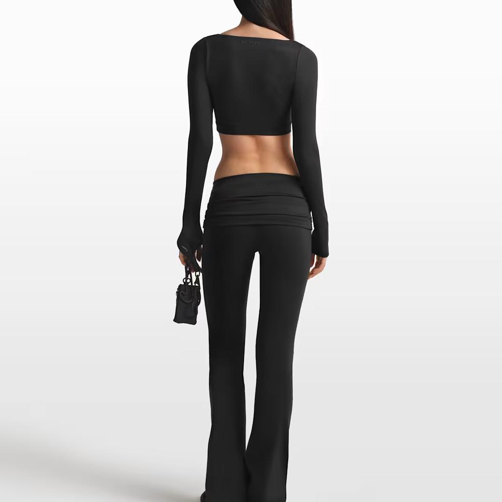 Nike X Skims Matte Moisture-Wicking Soft Long Sleeve T-Shirt Women tops IR5073-054