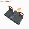 Y4UA Long Lasting Car Multiple Fuses Block for Enhances Vehicle Safety 38231-SNA-A11