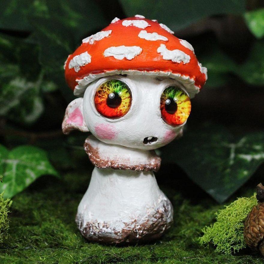 Adorable Mushroom Elf Resin Figurine Charming Home Decor Tabletop Decoration For Garden