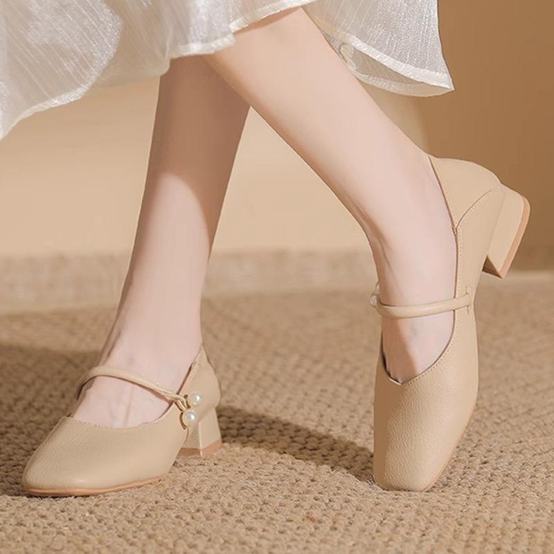Fashion elegant ladies pearl buckle low heel shoes woman two wears slip on moccasins female chunky heel soft leather pumps big size 43