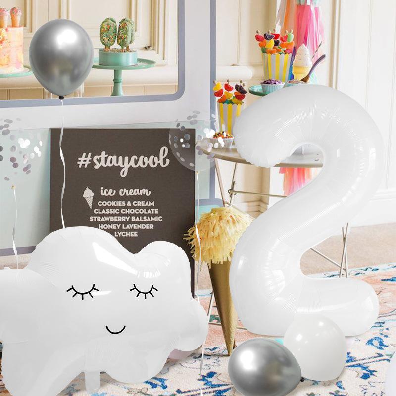 Small fresh cloud white smiley face children's birthday 40 inch digital aluminum film latex balloon bundle