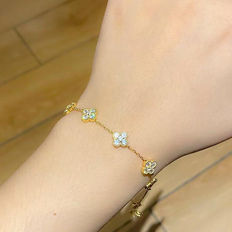 18K Gold-Plated 925 Sterling Silver Butterfly & Four-Leaf Clover Bracelet with Zircon and Flower Design for Women