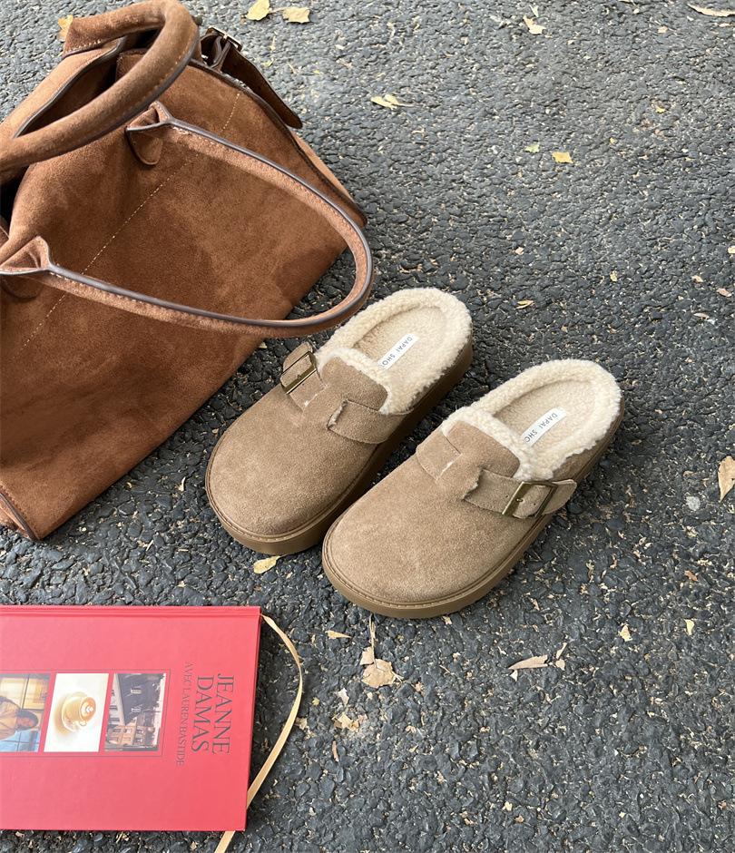 Height-increasing thick-soled versatile warm-keeping, piled and thickened snow boots for women's autumn and winter fluffy slippers, wearing a cotton m