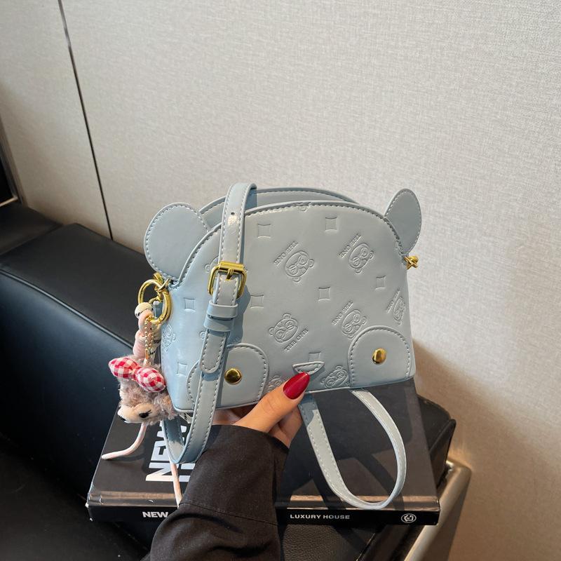 Premium simple commuter portable small square bag women's 2025 new fashion versatile niche design messenger bag