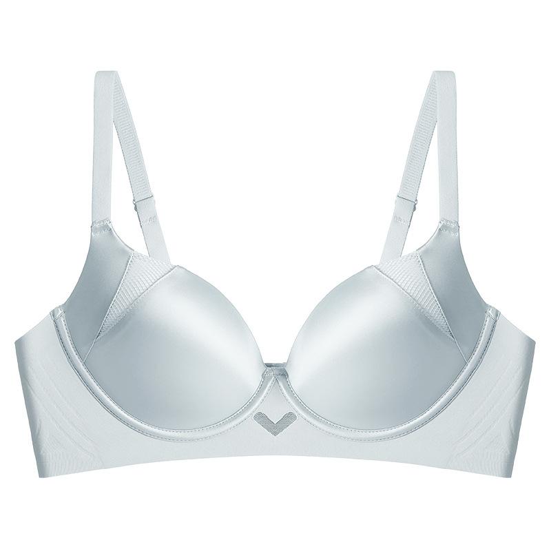 Small breasts, bras gather together, not empty cups, thickened and show large smooth surface, versatile and sexy, hollow without steel rings