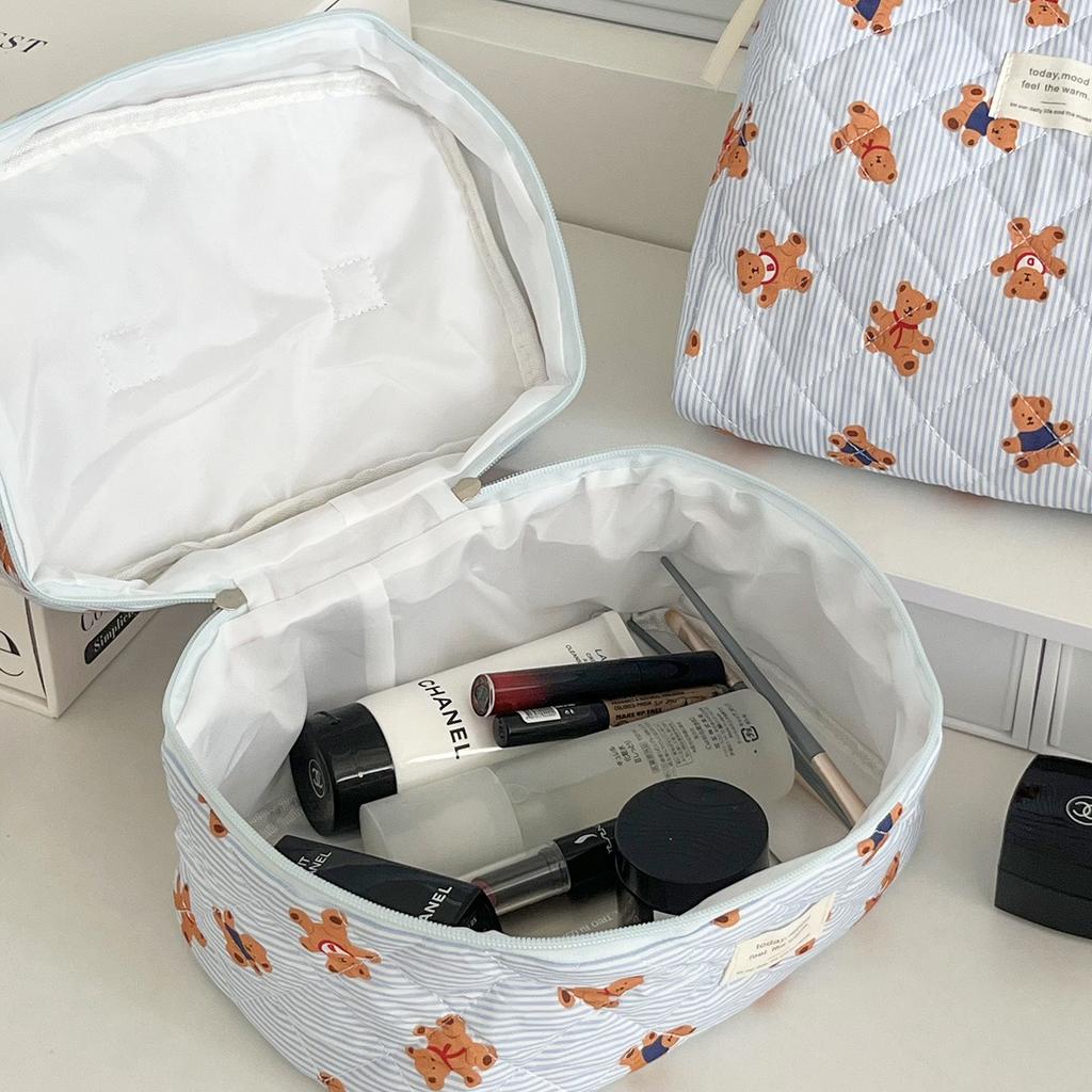 Cross-border Blue Striped Bear Cosmetic Bag Cartoon Girl Heart Going Out Portable Large Capacity Quilted Wash Storage Bag