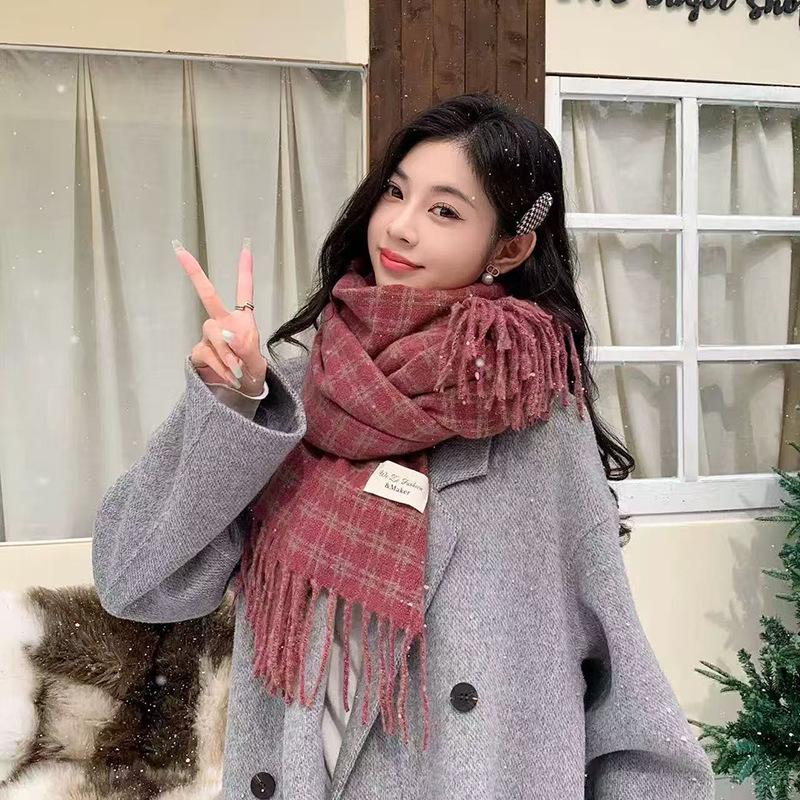 Plaid scarf women's autumn and winter new Korean thickened British style shawl high-end atmosphere warm scarf