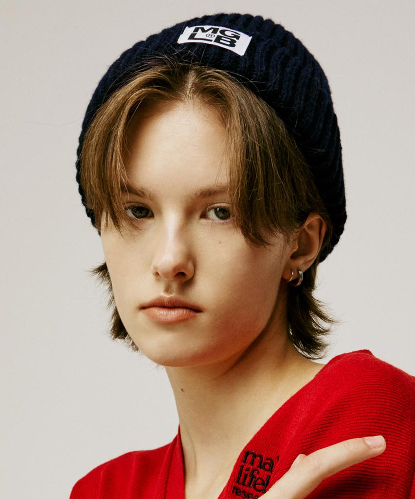 MATCHGLOBE Label Patch Knitting Beanie (Navy)