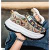 Breathable and comfortable men's sports shoes, fashionable thick-soled sports shoes