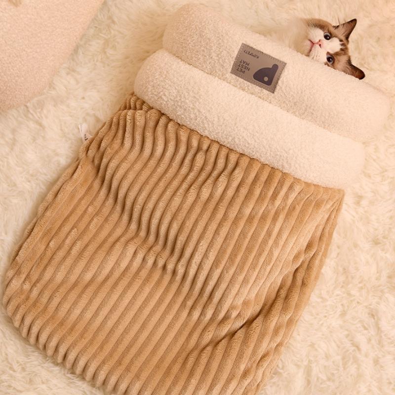 Cat Sleeping Bag Winter Warm Soft Plush Cat Nest Semi-Enclosed Sleeping Basket Home Cat and Dog Comfortable Bed Accessories