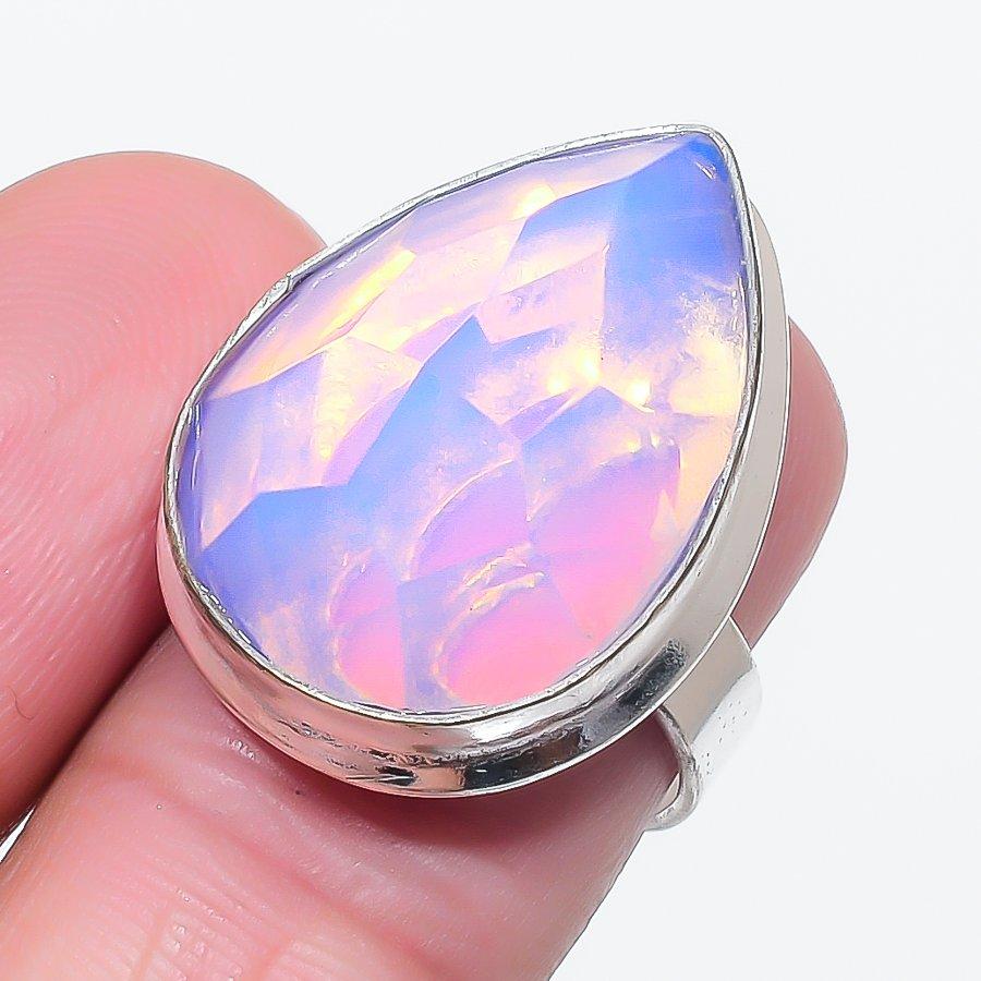 

Natural Milky Opal Gemstone 925 Sterling Silver Jewelry Ring Size 7 e0N42