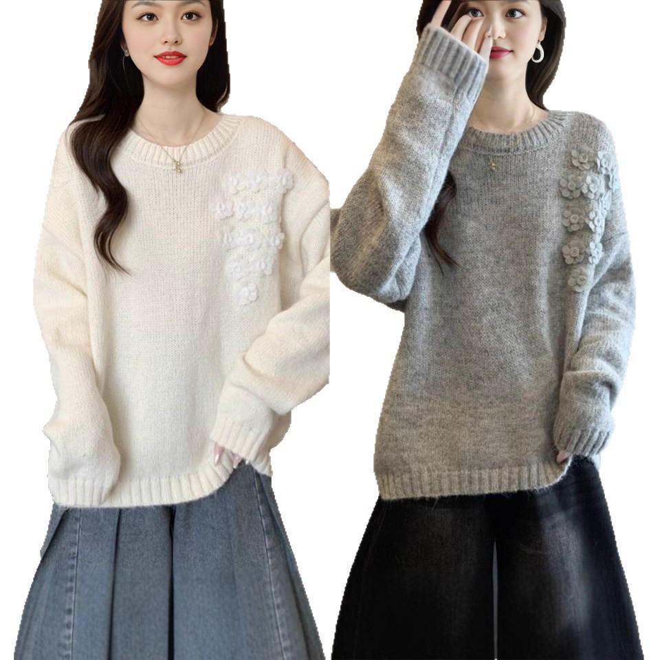 Women's Cozy Round Neck Sweater - Soft, Loose Fit, Long Sleeve, Solid Color Knit Pullover for Autumn/Winter.