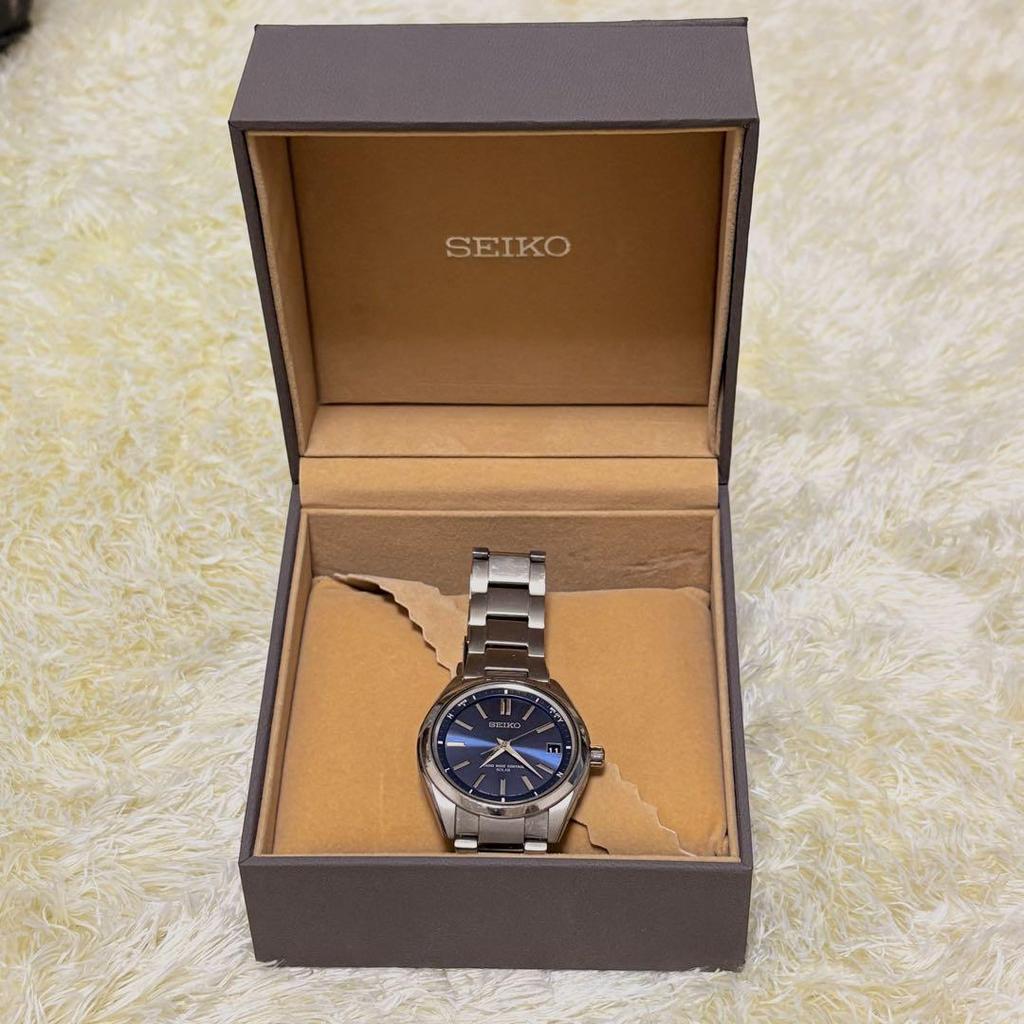 [USED] SEIKO radio-controlled solar watch with blue dial