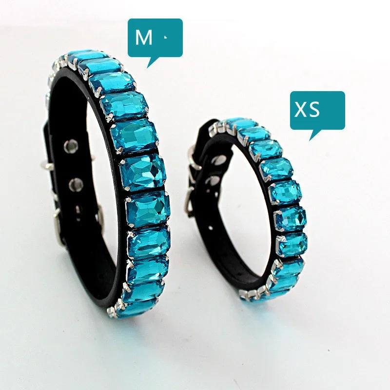 Bling Strass Hundehalsband Weißes PU-Leder Katzenhalsband Funkelndes Kristall Haustierhalsband Verstellbar für Hunde Tägliches Gassi Gehen Party Dekoration