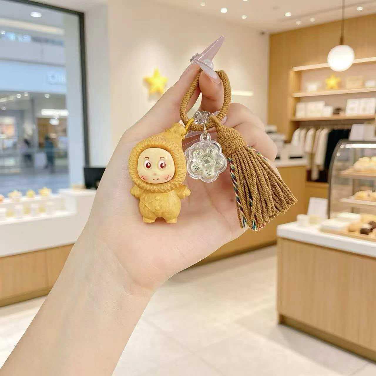 999 Pure Gold Rainbow Star Cartoon Keychain – Cute Rotating Flower Bag Charm Gift
