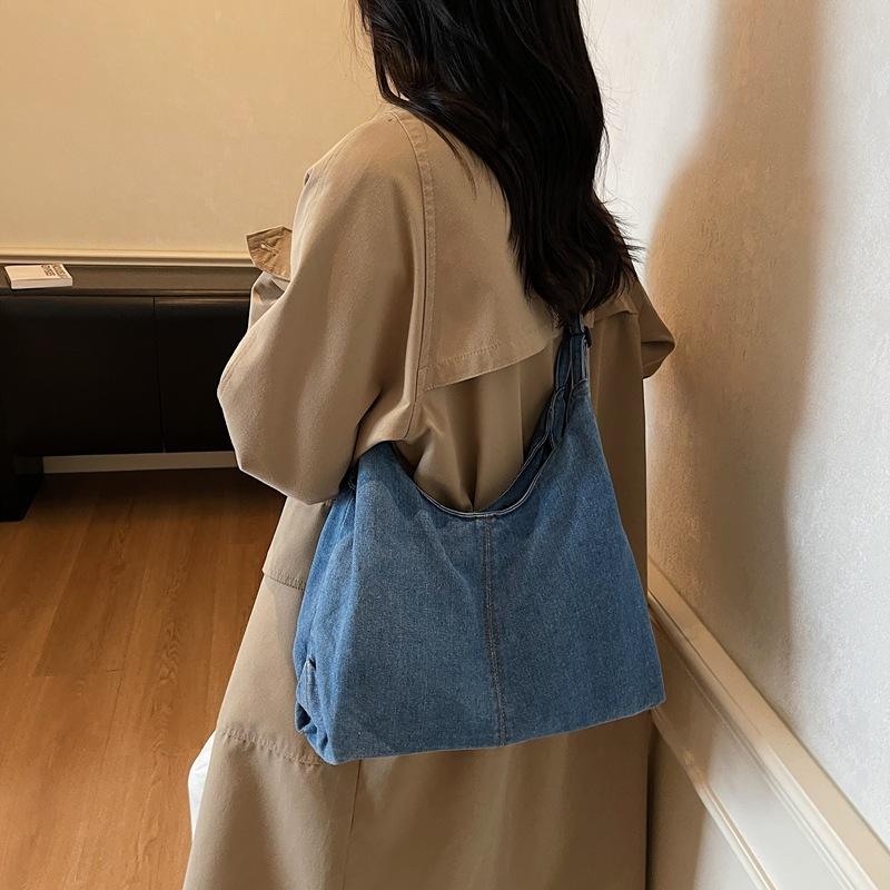 Denim Bags Women's Fashion Large Capacity Commuter Shoulder Underarm Bags College Students Class Tote Bags