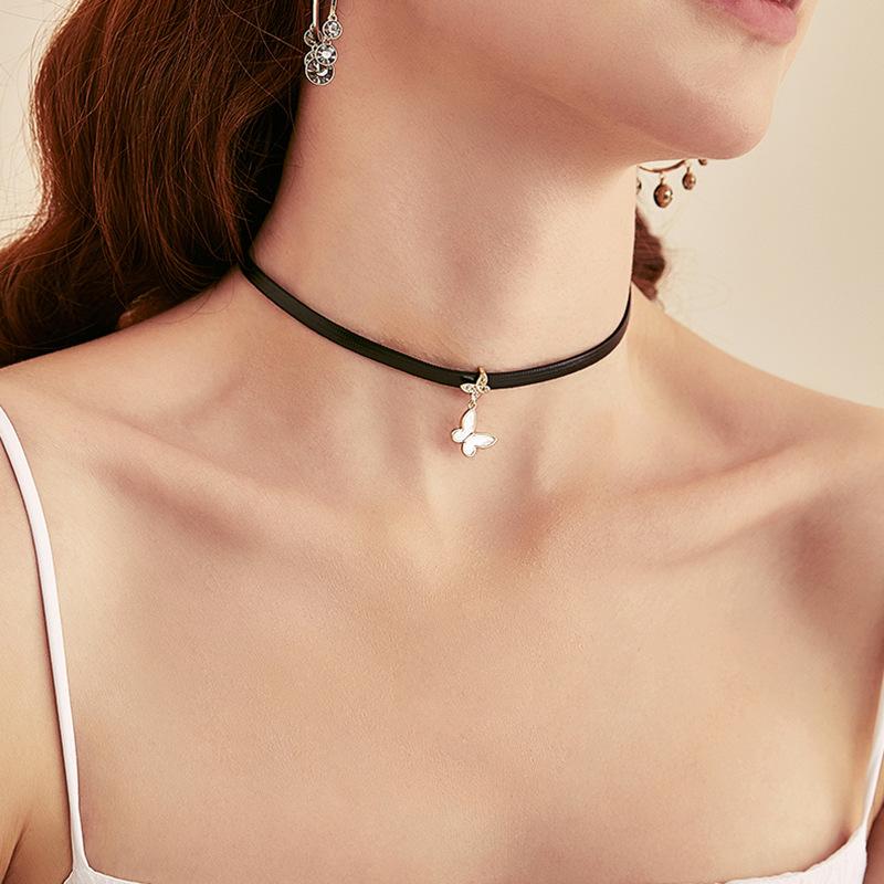 New butterfly swirling neck chain short simple niche necklace temperament Internet celebrity choker neck jewelry neck strap