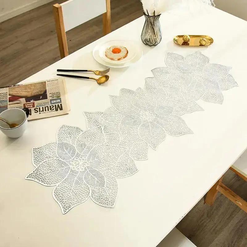 1 Pcs PVC Table Flag Long Style Solid Color Bronzing Table Table Mat Creative Irregular Flowers Nordic Light Luxury Decoration