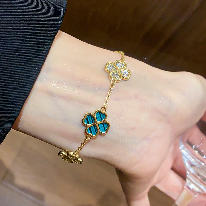 18K Gold Plated Zircon Flower Bracelet – Light Luxury, Versatile Fashion Bangle