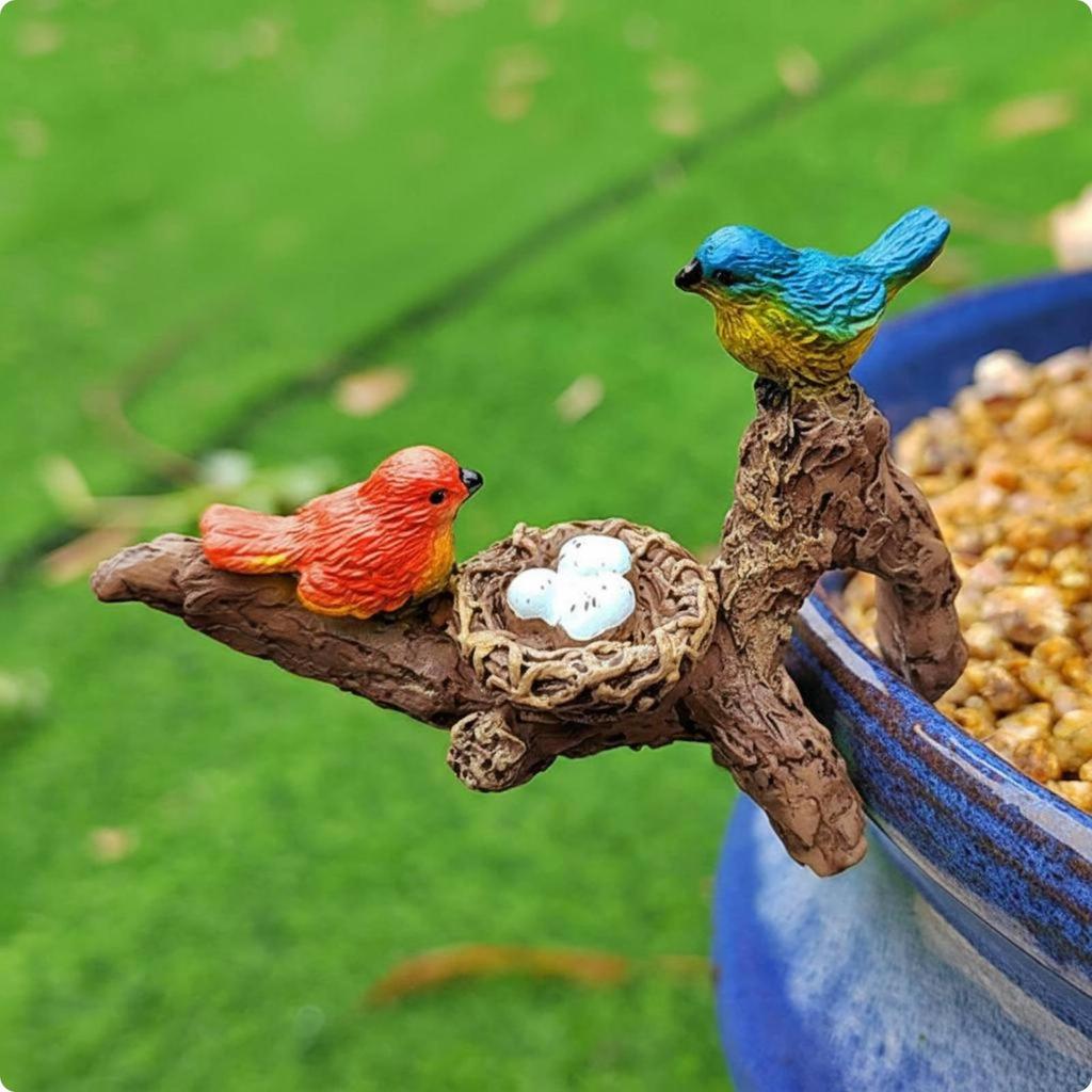 Fish Tank Edge Adornment Lifelike Details Flowerpot Decoration HandPainted Hanging Bird