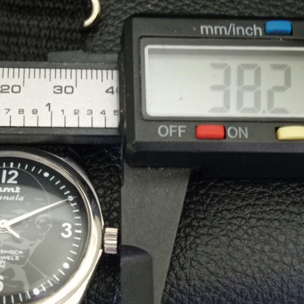 VINTAGE HMT JANATA HAND-WINDING INDIAN MENS BLACK COLOR DIAL WATCH A700046-5 R201-a700046