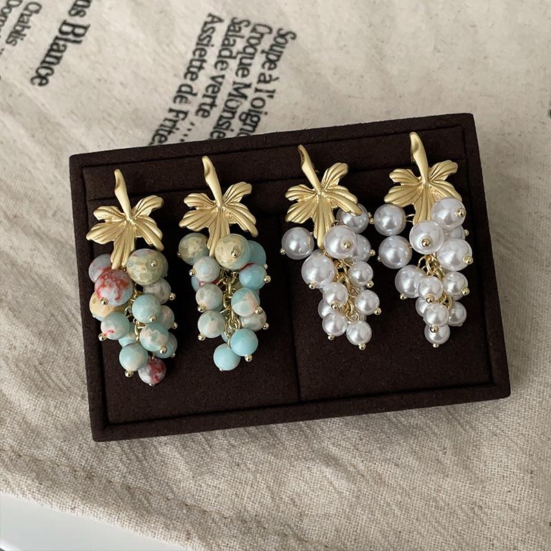 Orecchini a perno retrò francesi con perline a forma di uva: Lussuoso, Trendy e Versatile per Donne
