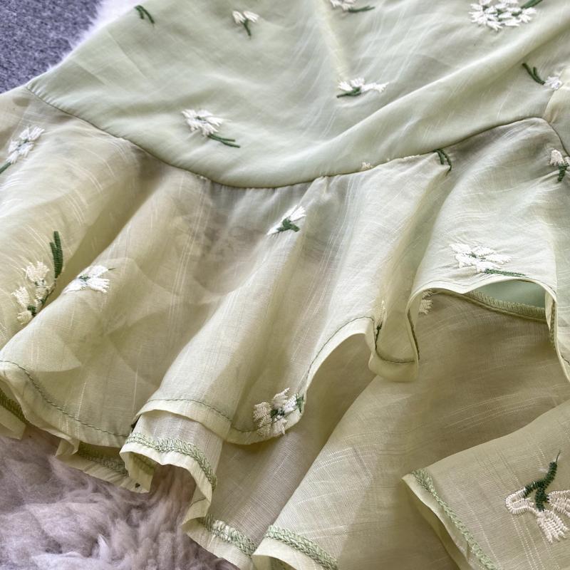 Women Lantern Sleeve Embroidery Flower Mermaid Dress Fashion O-neck Ruffles Slim Bodycon Party Fishtail Dresses