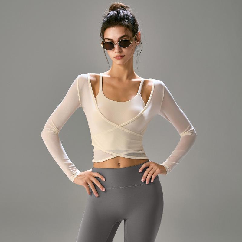 Women's Professional Yoga Set: Long Sleeve, Waist-Cinching, Slimming Two-Piece for Pilates with Chest Pads.