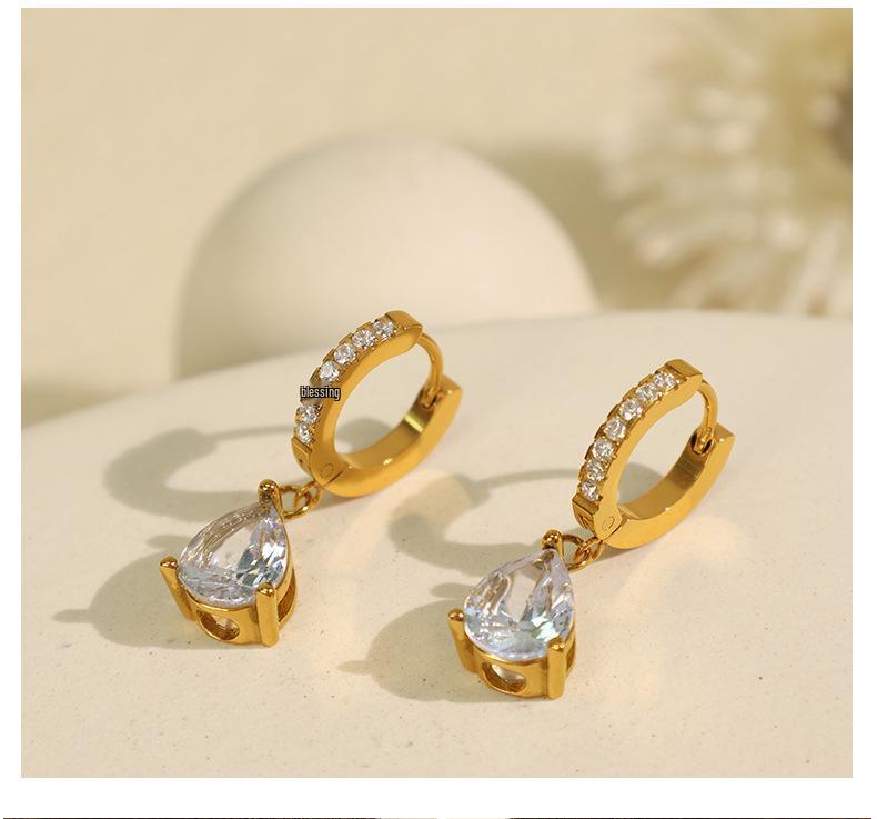 Manchettes d'Oreille Goutte d'Eau Zirconia Minimalistes Élégantes - Design Rétro Européen Américain en Acier Titane pour Femmes