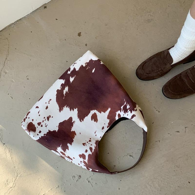 Cow Pattern Tote Bag Large Capacity Women's Trend Daily Commuter Bag New Fashion Portable Shoulder Bag Women