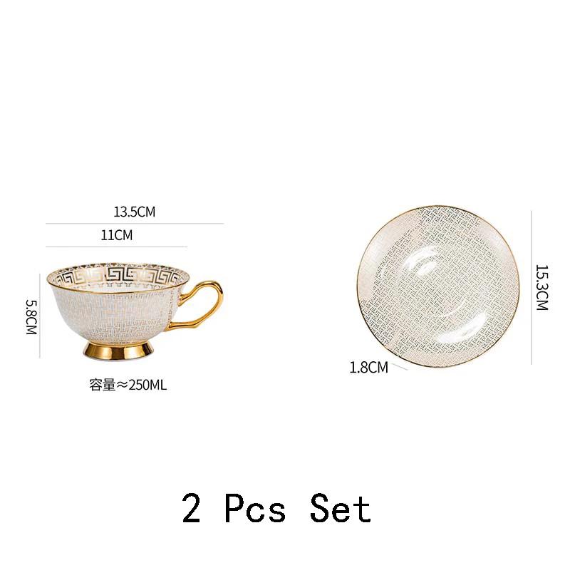 

Легкие роскошные кофейные чашки в стиле ретро, изысканный керамический набор чашек и тарелок, креативный набор для послеобеденного чая, домашняя посуда