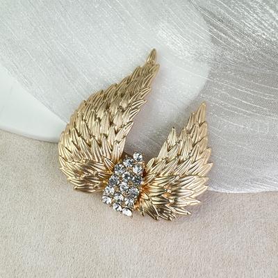 Broche Aile Rétro Vintage Médiévale Broche Aile Tempérament Luxe Épinglette Broche Dorée Décoration de Manteau