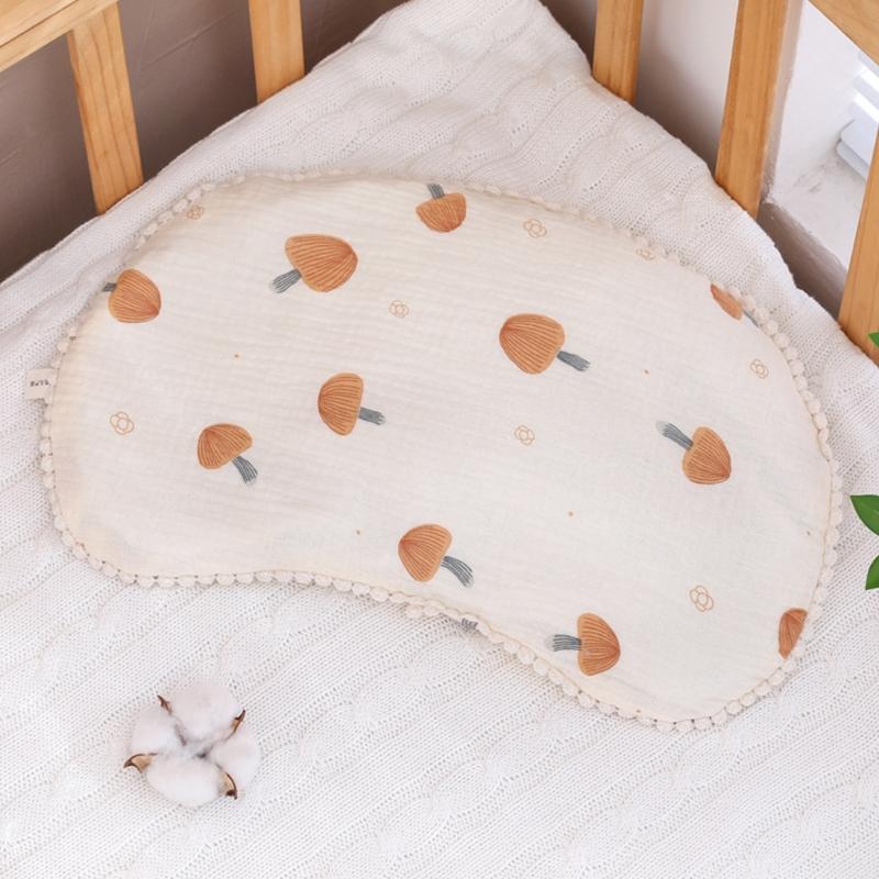 Comfortable and Cooling Infant Pillow Double Layer Gauzes Buckwheat Filling Pillow Breathable Moon-shaped Baby Pillow
