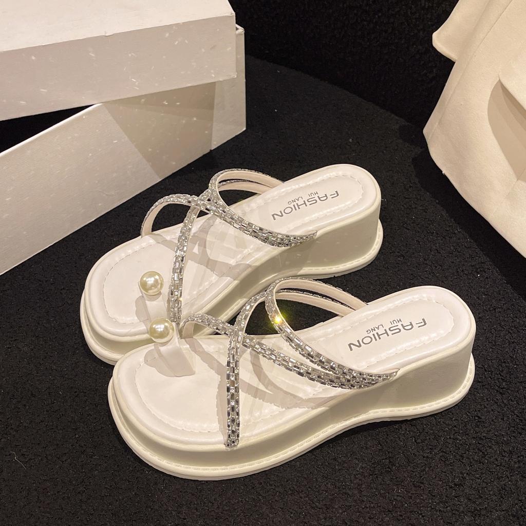 Thick-bottomed Set of Toe Slippers for Women To Wear 2025 Summer New Korean Version of Rhinestone Fairy Wind Beach Slope Heel Cool Slippers for Women