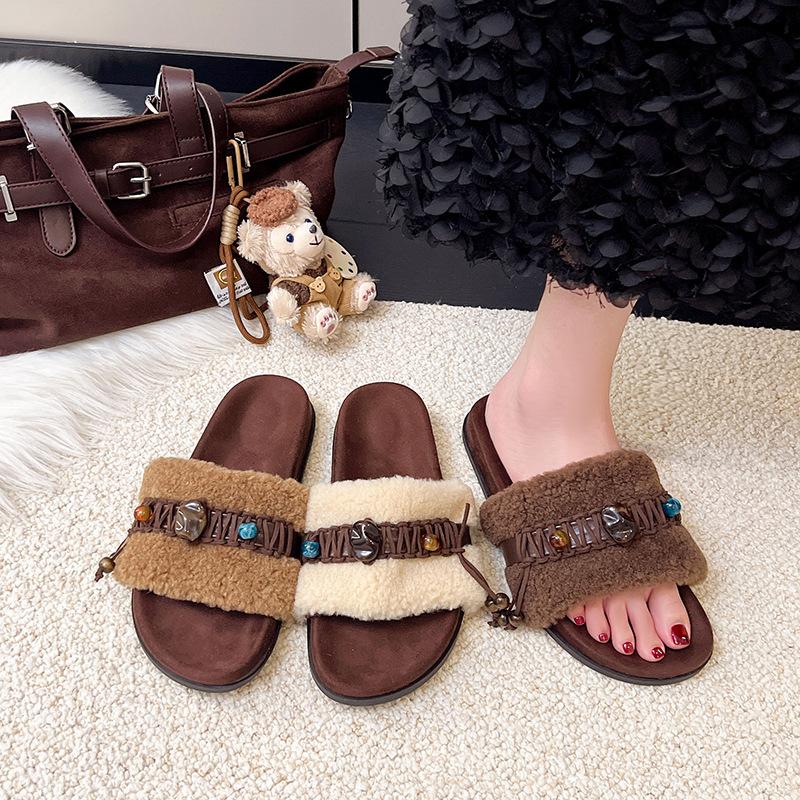 Niche Design Thick-bottomed Cotton Slippers Women's Outer Wear 2025 Autumn and Winter New Retro French Woven Plush Mop