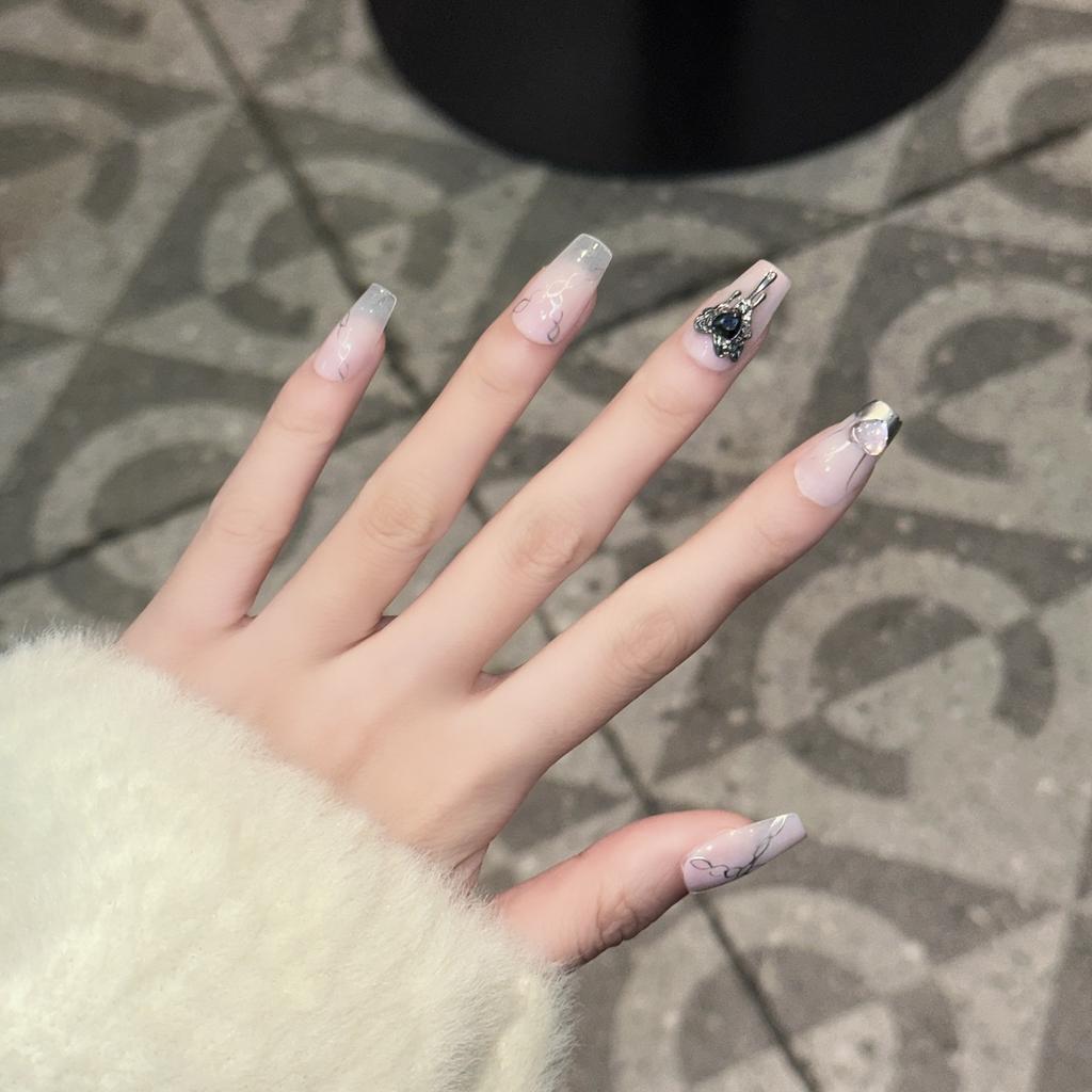 Wearing Armor Pure Handmade Personality Dark Skull Rabbit Pink Love Hand-painted Magic Mirror Lines Detachable Manicure