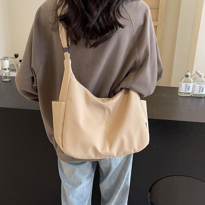 Popular New Solid Color Simple Large Capacity Fashion Daily Spring and Summer Casual Shoulder Bag Messenger Bag