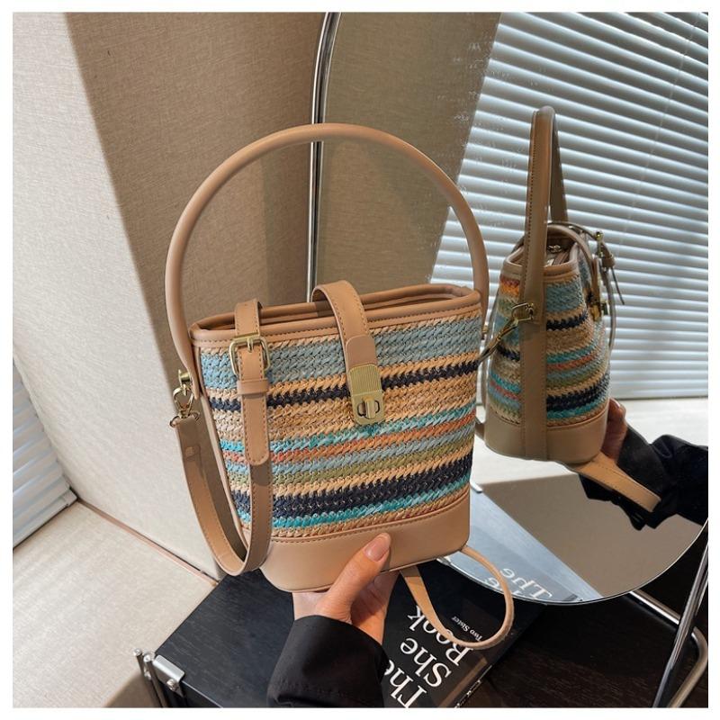 Handwoven Straw Bag Women's Summer New Fashion Niche Messenger Bucket Bag Seaside Beach Bag