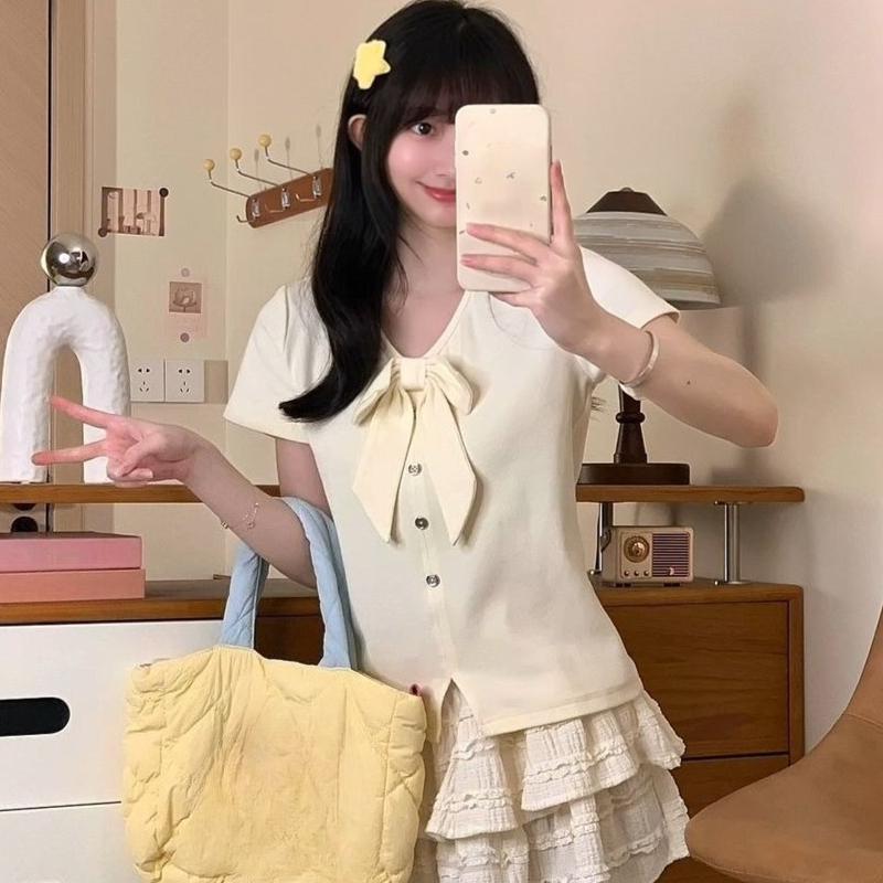 

Women s Solid Color T-shirt Three Dimensional Bow Design V-neck Button T-shirts French Slim Fit Famale Short Sleeved Top XL жовтий