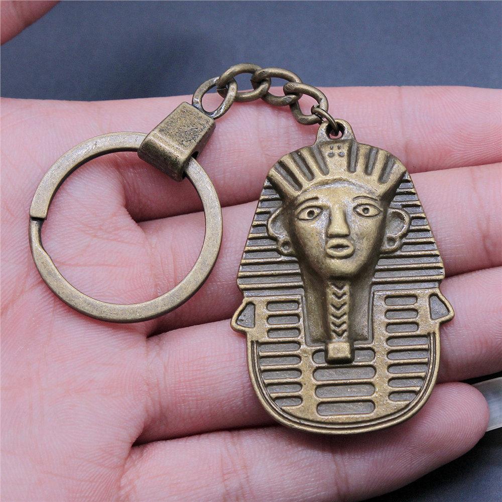 Chiefs Pharaohs Buddha Spiritual Amulet Pendant Antique Bronze Metal Keychain with 30mm Ring for Couples