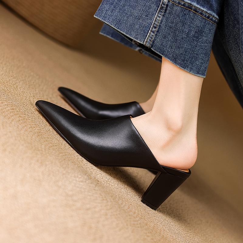 Módní letní dámské sandály Boty z pravé kůže pro ženy Špičatá špička Vysoký podpatek Dámské pantofle Krytá špička Robustní podpatek Dámské nazouváky