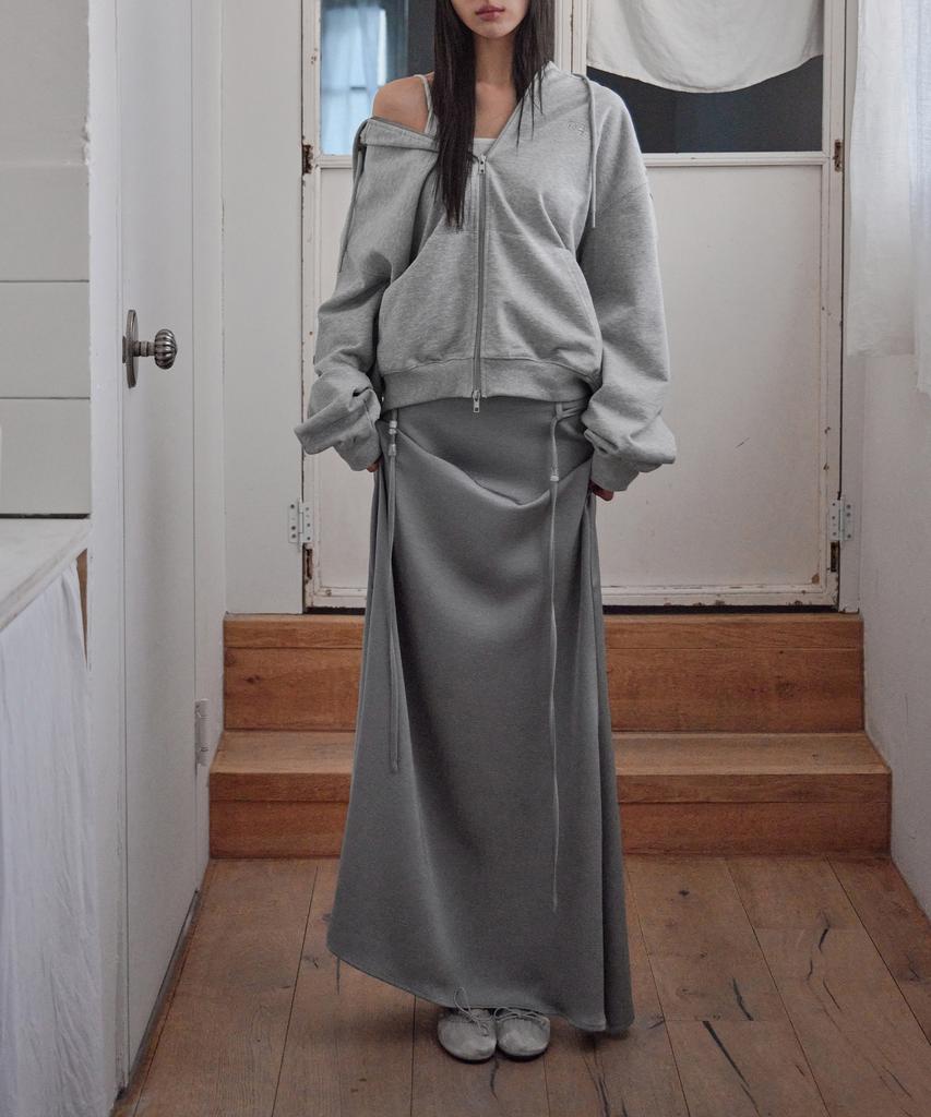 Leondeondada Glossy Satin Long Skirt, Gray
