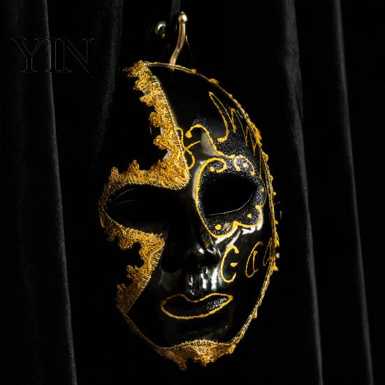 Masque Déguisement Fête de Noël Mascarade pour Hommes Femmes, Masque Bal Vénitien, Style Dentelle Vintage Bal Masqué Demi-Visage Halloween Costume Cosplay,
