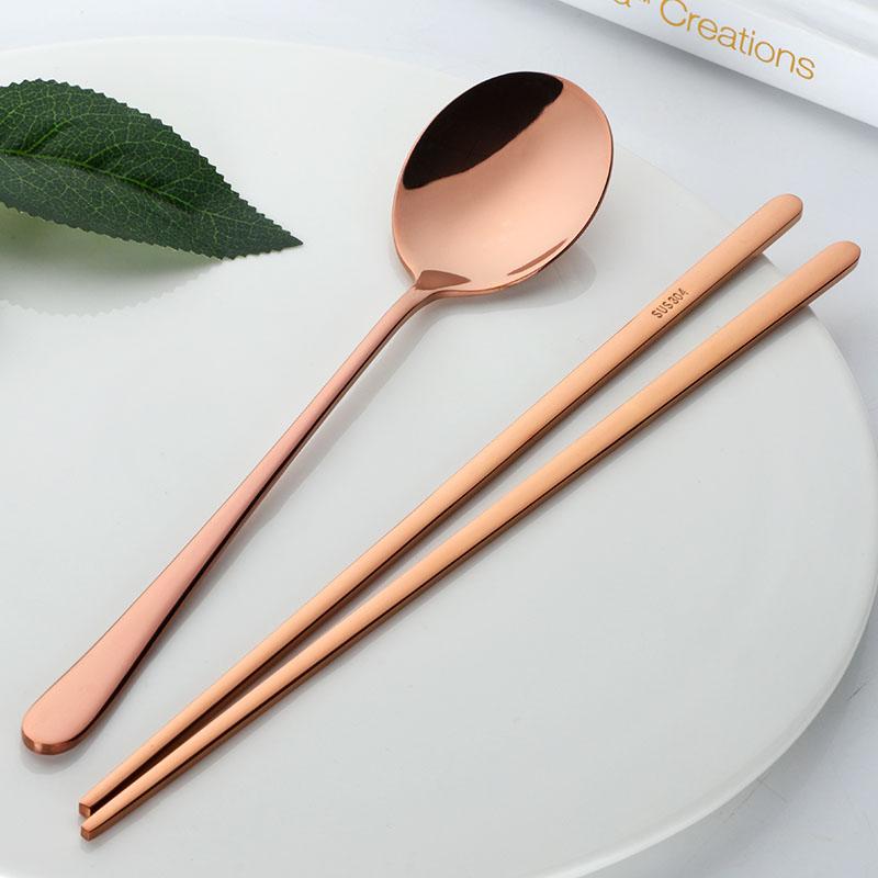 18/8 Korean Stainless Steel Food Chopsticks Spoon Set Long Handle Flat Non-Slip Chopsticks Dessert Spoon Dinnerware Set With Box