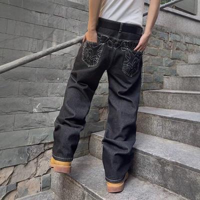 Broeken en rokken – Jeans
