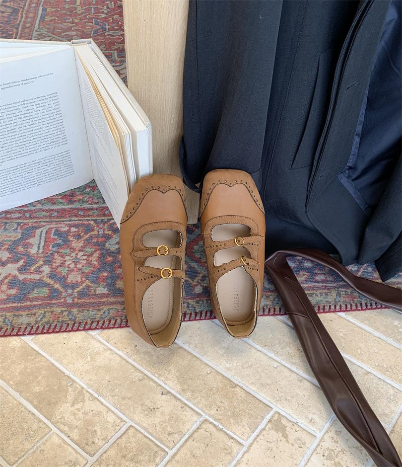 

Spot~ Flat bottom versatile word with ballet single shoes women 2025 new retro square head Mary Jane small leather shoes women 39 верблюд