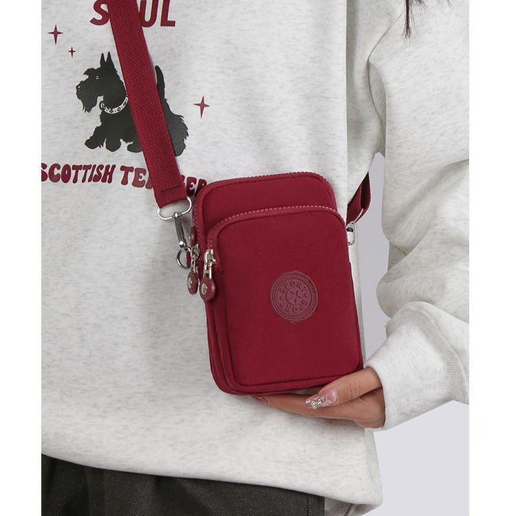 Lightweight Women's Shoulder Bag Mini Oxford Cloth Casual Crossbody Bag Mobile Phone Bag Multi-layer