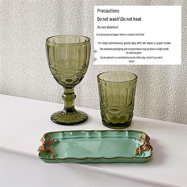 Non-slip Resin Jewelry & Cosmetic Display Tray for Bathroom