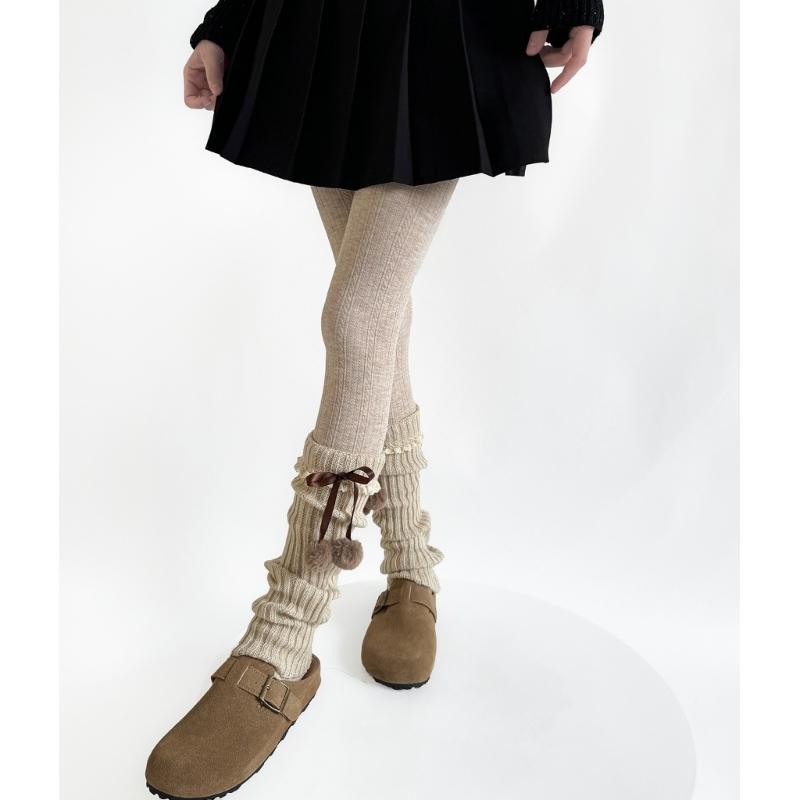 Fashionable Plush Balls Bows Adorned Leg Warmers with Lace Details for Women's Knitted Turn Cuffs Leg Covers Sleeves